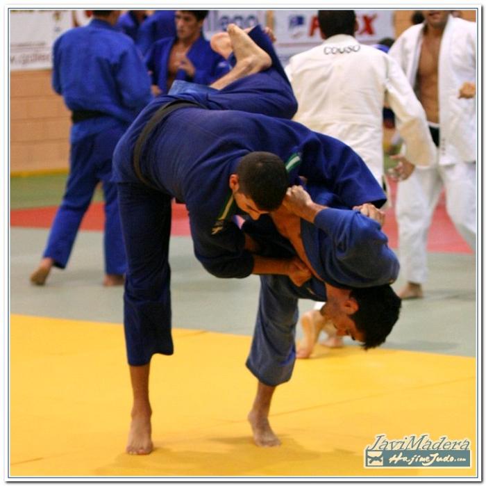 ALI10 JM1 055